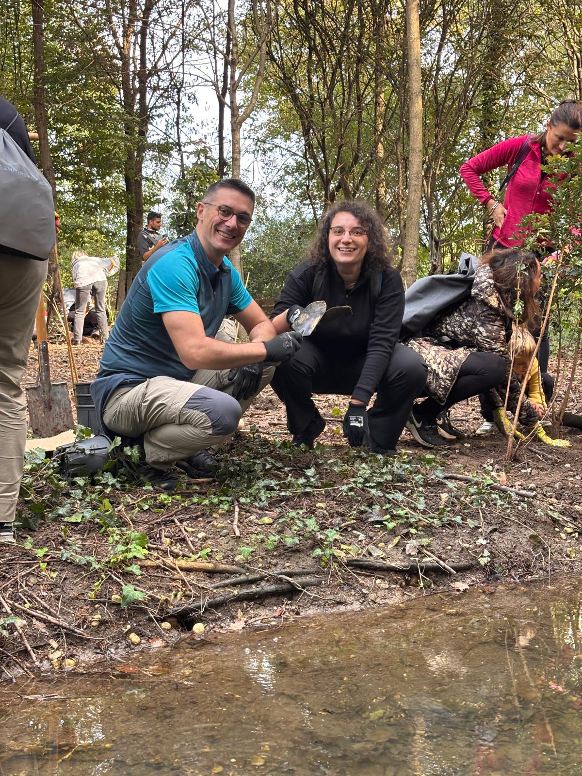 Teachersrise representatives planting together